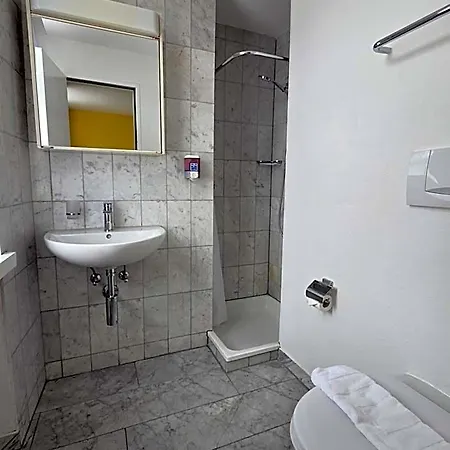 Surselva Otel