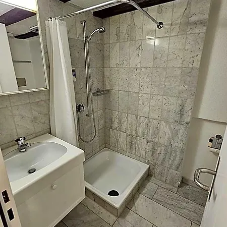 Surselva Otel *