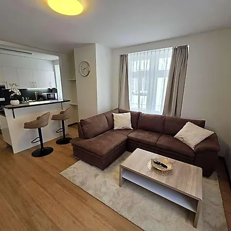 Surselva Otel *